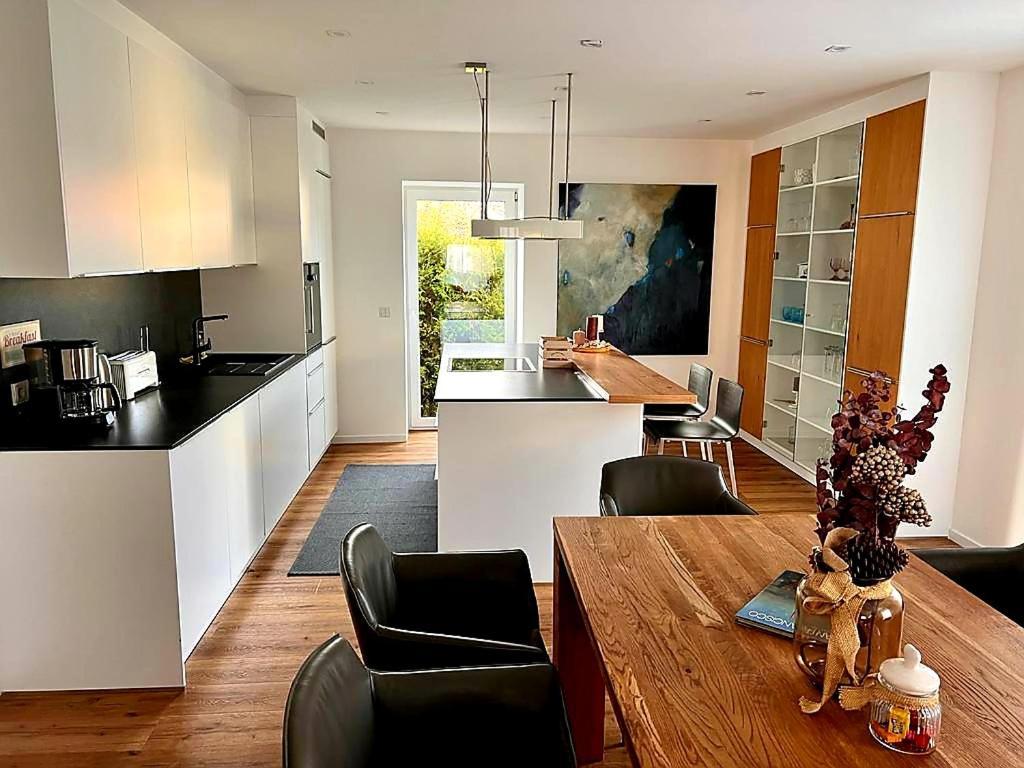 Apartments Bei Playmobil Eg,130M2,Grosse Terassen,24H Self Check-In, Free Parking Zirndorf Exterior photo